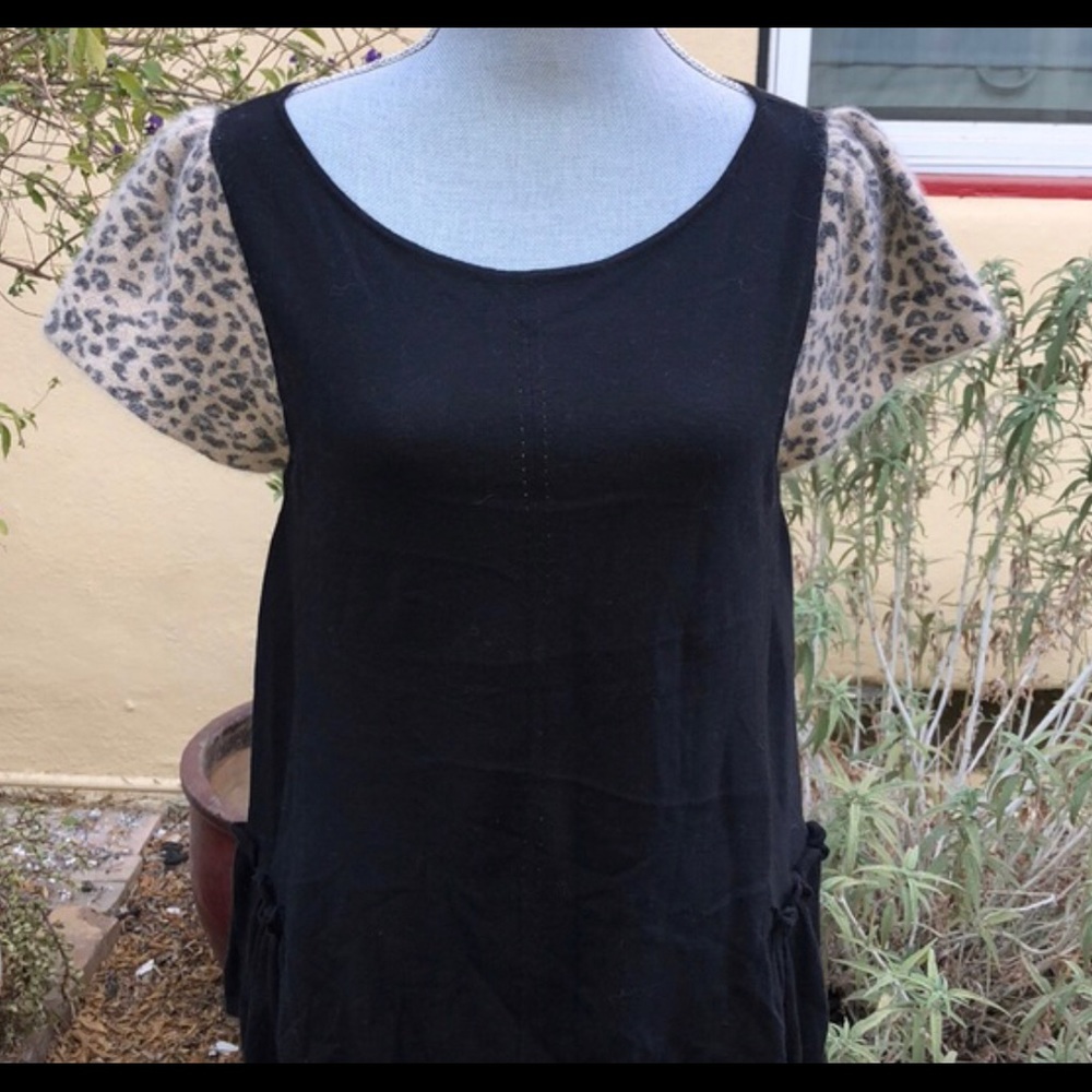 L Leifsdottir sweater top with leopard sleeves